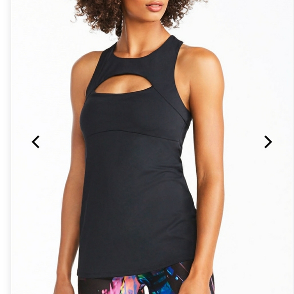 Fabletics Tops - EUC Fabletics Georgia Black Tank w/Built In Bralet